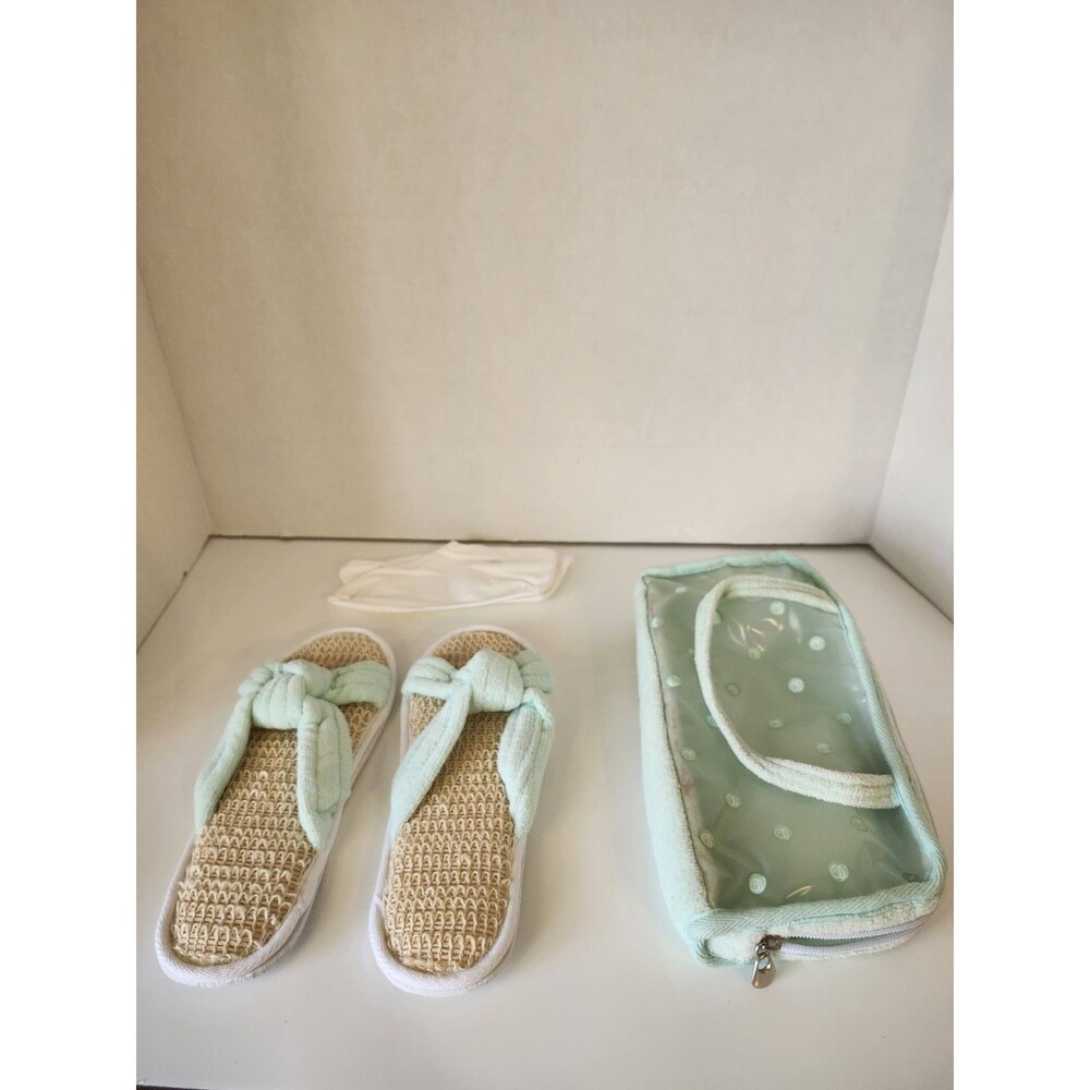 Loofah Shower Shoes With Socks And Case
